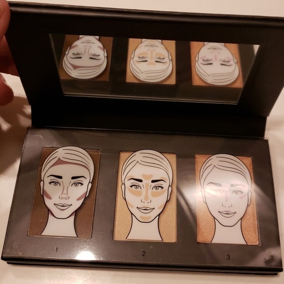 Younique Sculpting Trio & Sexy Pigment - Picture 5 of 7